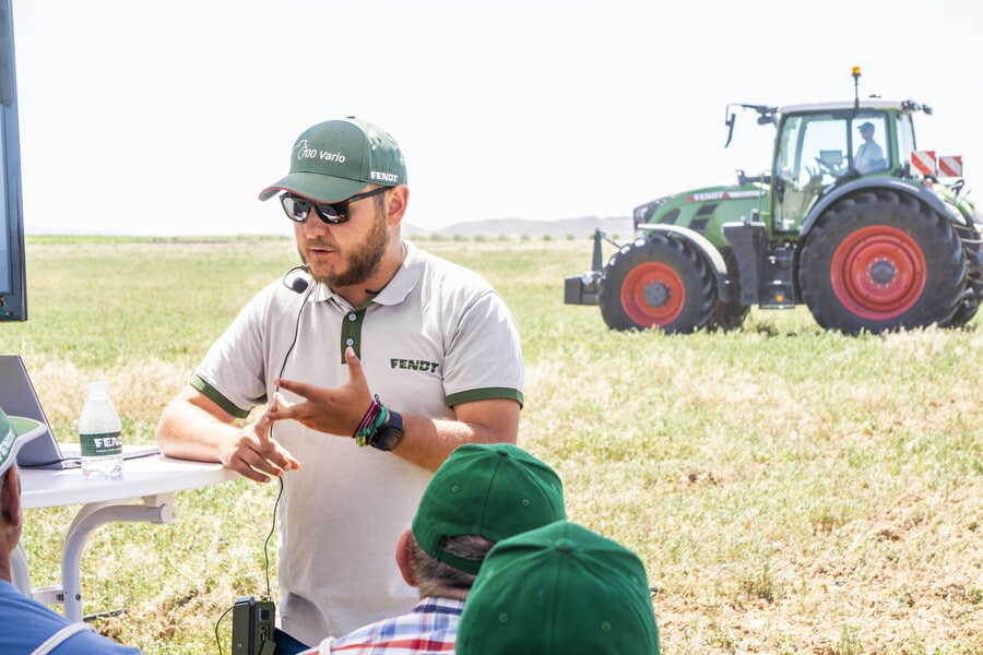 portaltecnoagricola-fendt gira vario drive 12